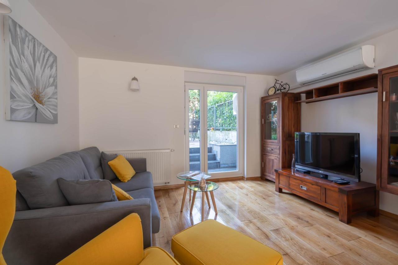 זאגרב Apartment Gabriella מראה חיצוני תמונה